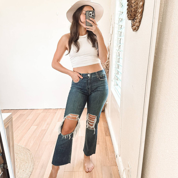 L'AGENCE Jordan High Rise Cropped Distressed Jeans 30 - Picture 1 of 16